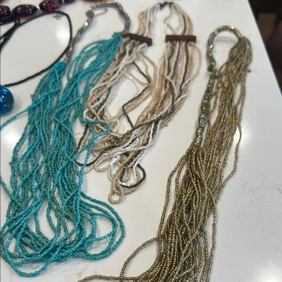 Bundle of Fashion Jewelry 25 pieces - Picture 5 of 16